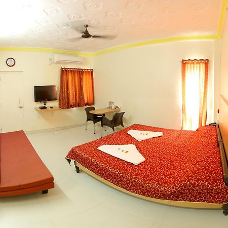 Hotel Panchavati Аурангабад Экстерьер фото